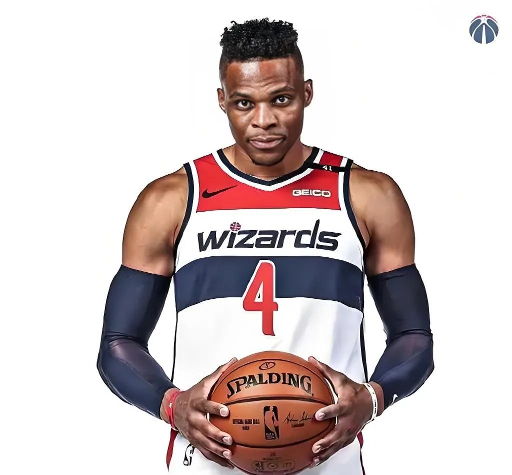 开云体育官方网站-包含爵士逆转鹈鹕，加里纳利绝境逆转的词条