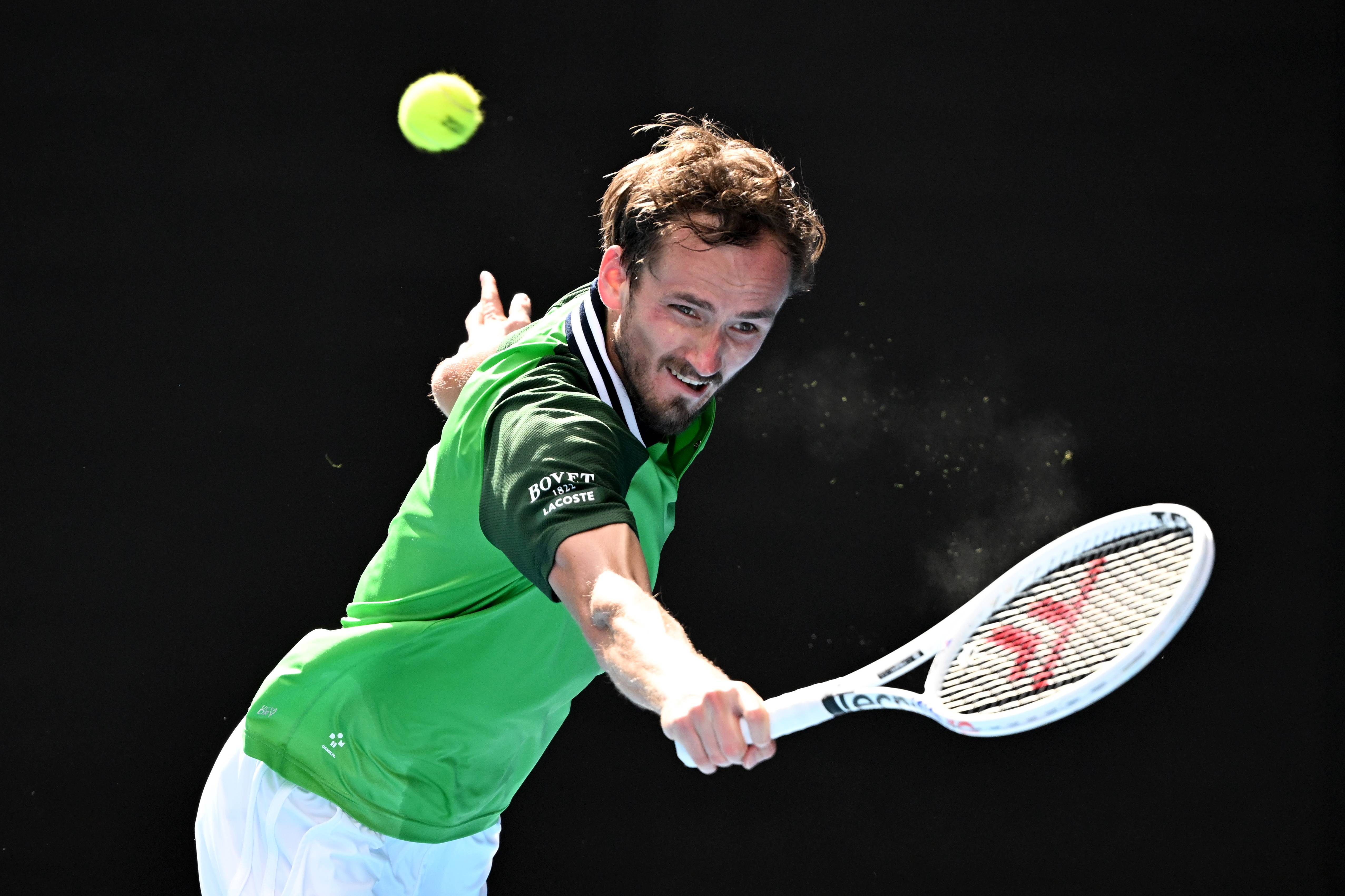 西班牙网球队强势德国网球队,梅德韦杰夫爆发神勇的简单介绍 西班牙网球队强势德国网球队,梅德韦杰夫爆发神勇的简单介绍