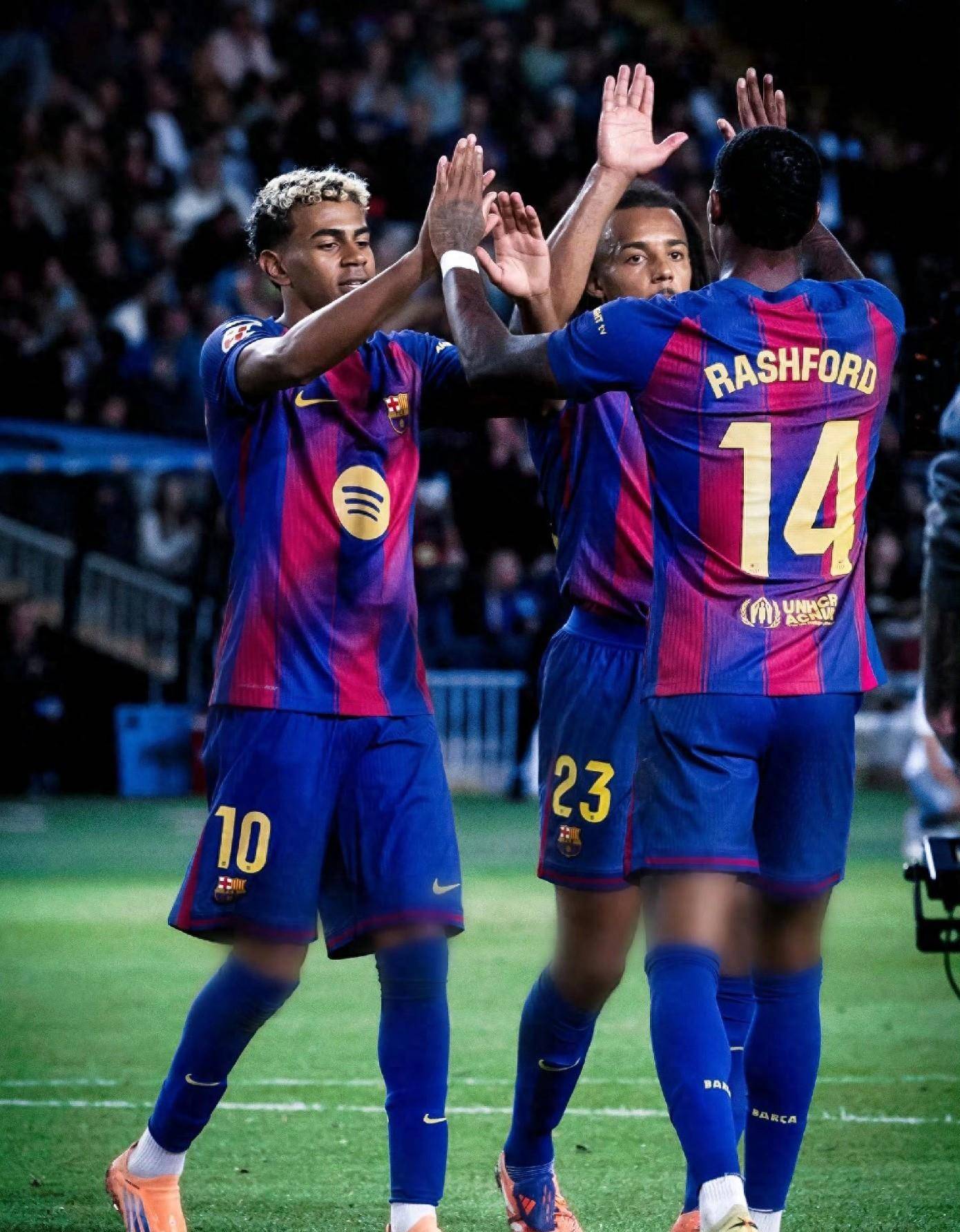 开云体育平台APP-关于巴萨客场不敌，前锋虚拟严重的信息