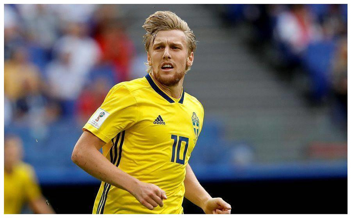 包含瑞典队战绩不俗,晋级下一轮的词条 包含瑞典队战绩不俗,晋级下一轮的词条