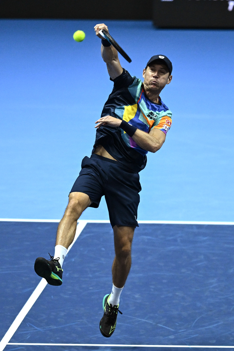 关于美国网球队逆转西班牙网球队,费德勒打破历史纪录的信息 关于美国网球队逆转西班牙网球队,费德勒打破历史纪录的信息